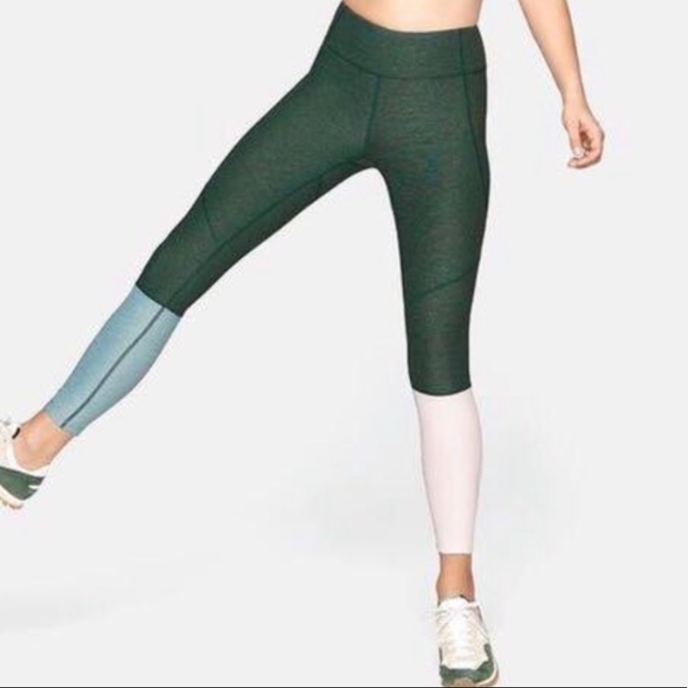 Outdoor Voices 7/8 Dipped Warmup Legging